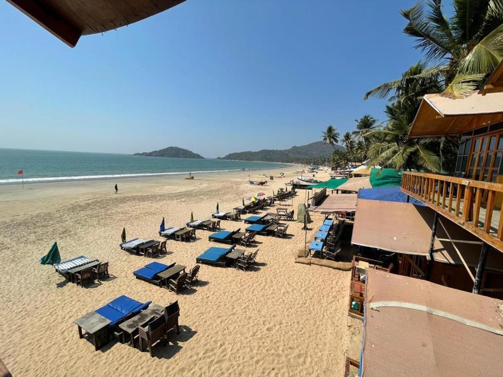 Royal Castle Beach Resort Canacona Exterior foto