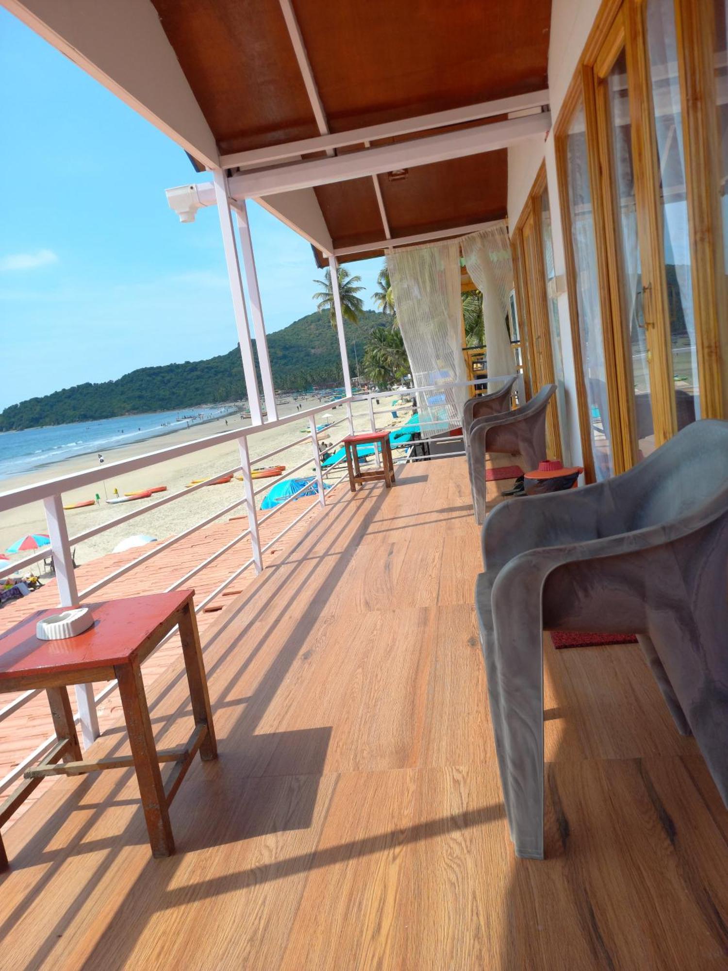 Royal Castle Beach Resort Canacona Exterior foto