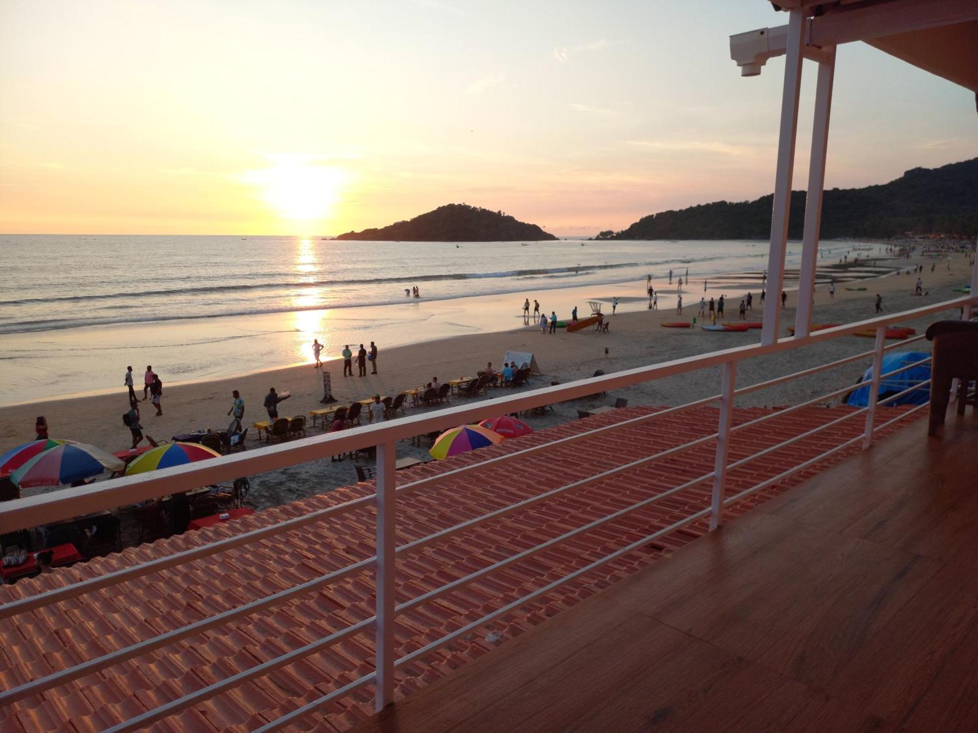 Royal Castle Beach Resort Canacona Exterior foto