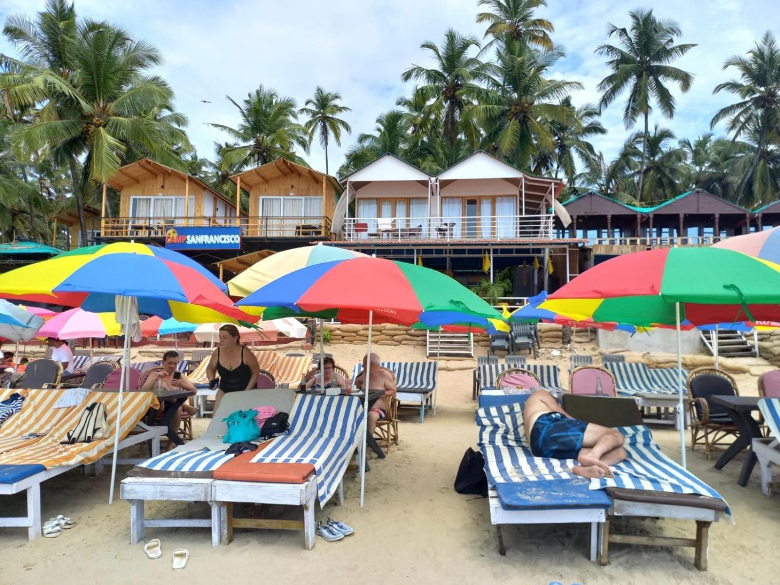Royal Castle Beach Resort Canacona Zimmer foto