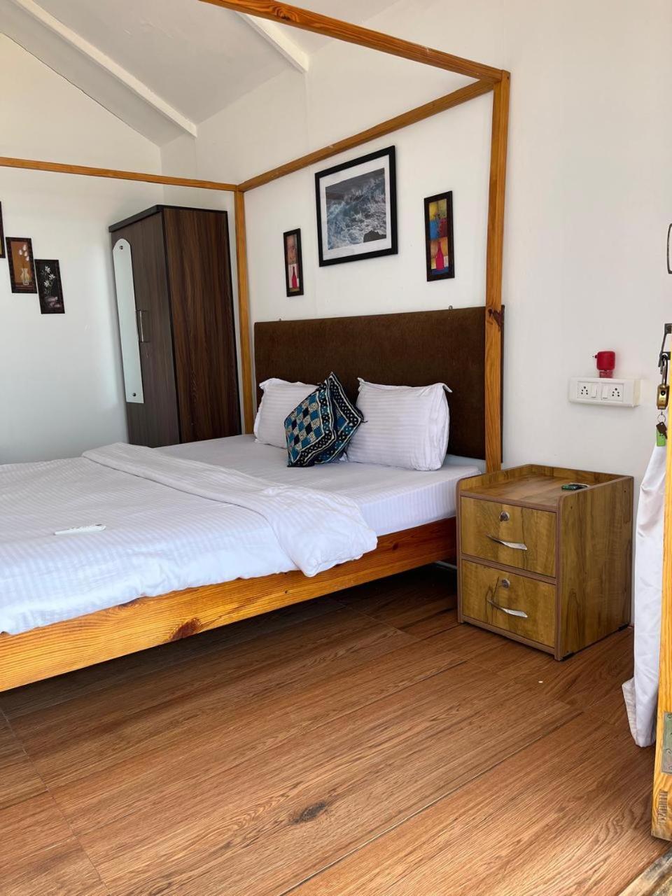 Royal Castle Beach Resort Canacona Exterior foto