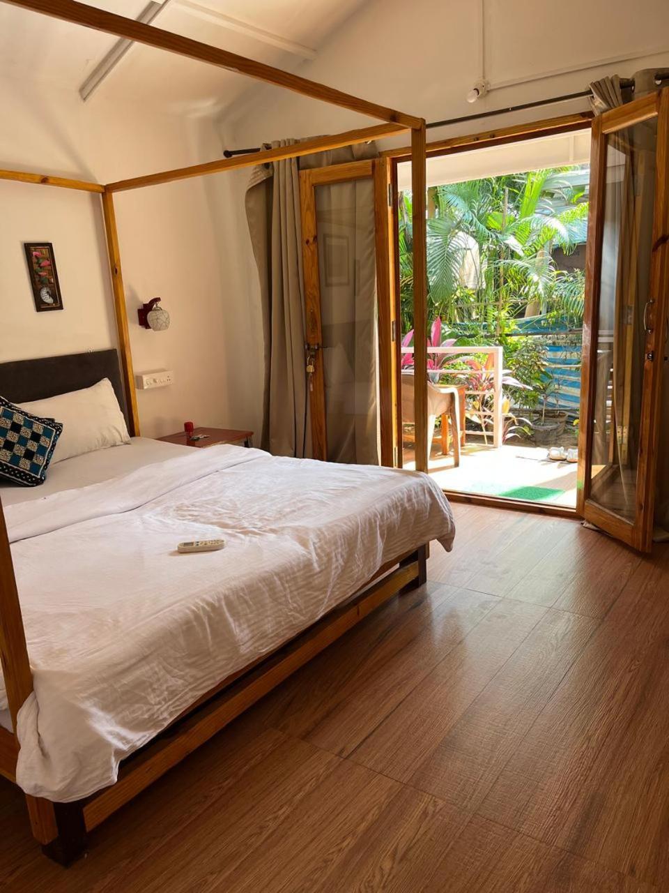Royal Castle Beach Resort Canacona Exterior foto
