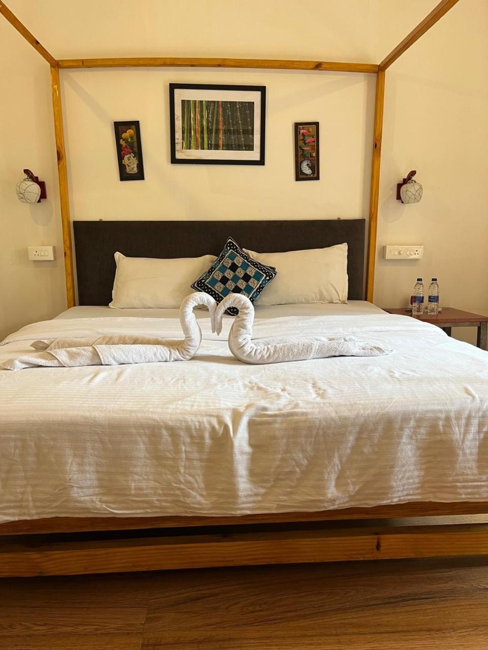 Royal Castle Beach Resort Canacona Zimmer foto